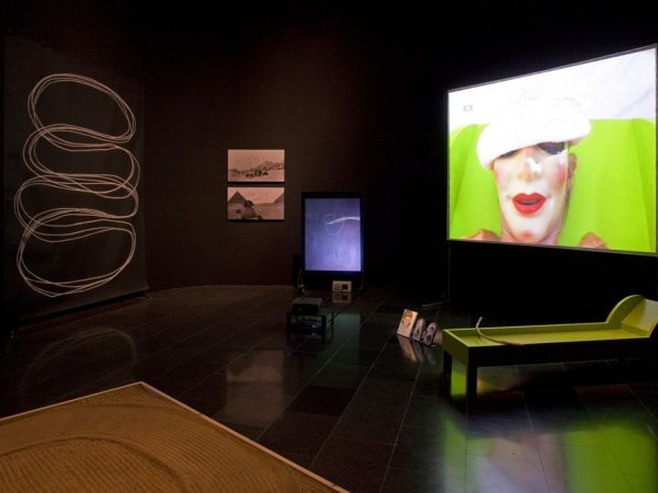 Joan Jonas y Helena de Troya