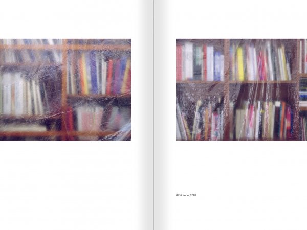 Selection from the catalogue 'Ignasi Aballí. 0-24 h', pages 226 and 227