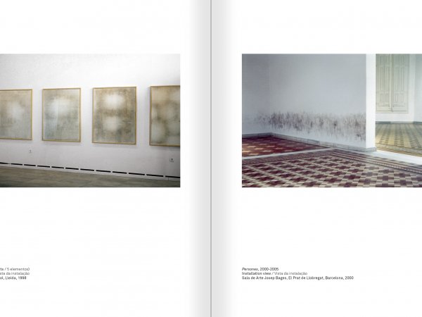 Selection from the catalogue 'Ignasi Aballí. 0-24 h', pages 302 and 303