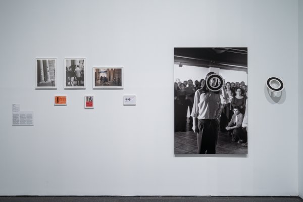 Vistes de l'exposició "Acció. Una història provisional dels 90" Vistes de l'exposició "Acció. Una història provisional dels 90"