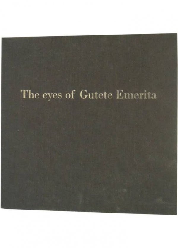 The eyes of Gutete Emerita / Alfredo Jaar MACBA Museo de Arte Contemporáneo de Barcelona