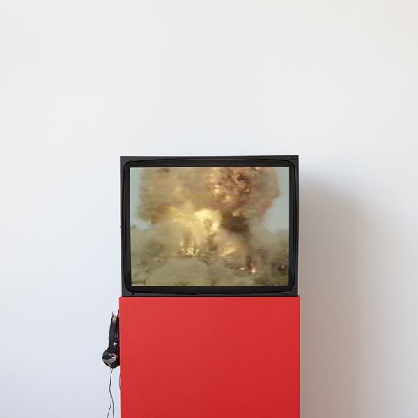 installation view, On Non-Visibility, Greene Naftali, New York, 2018.