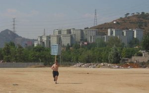 Jordi Colomer "Anarchitekton (Barcelona, Bucarest, Brasilia, Osaka)", 2002-2004