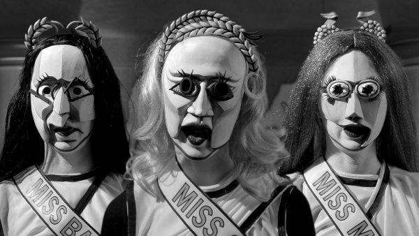 La bestia y el soberano