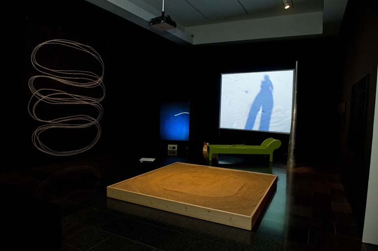 'Volume! Works from the Collections of the ”la Caixa” Exhibition views, Foundation and MACBA' 2011-2012