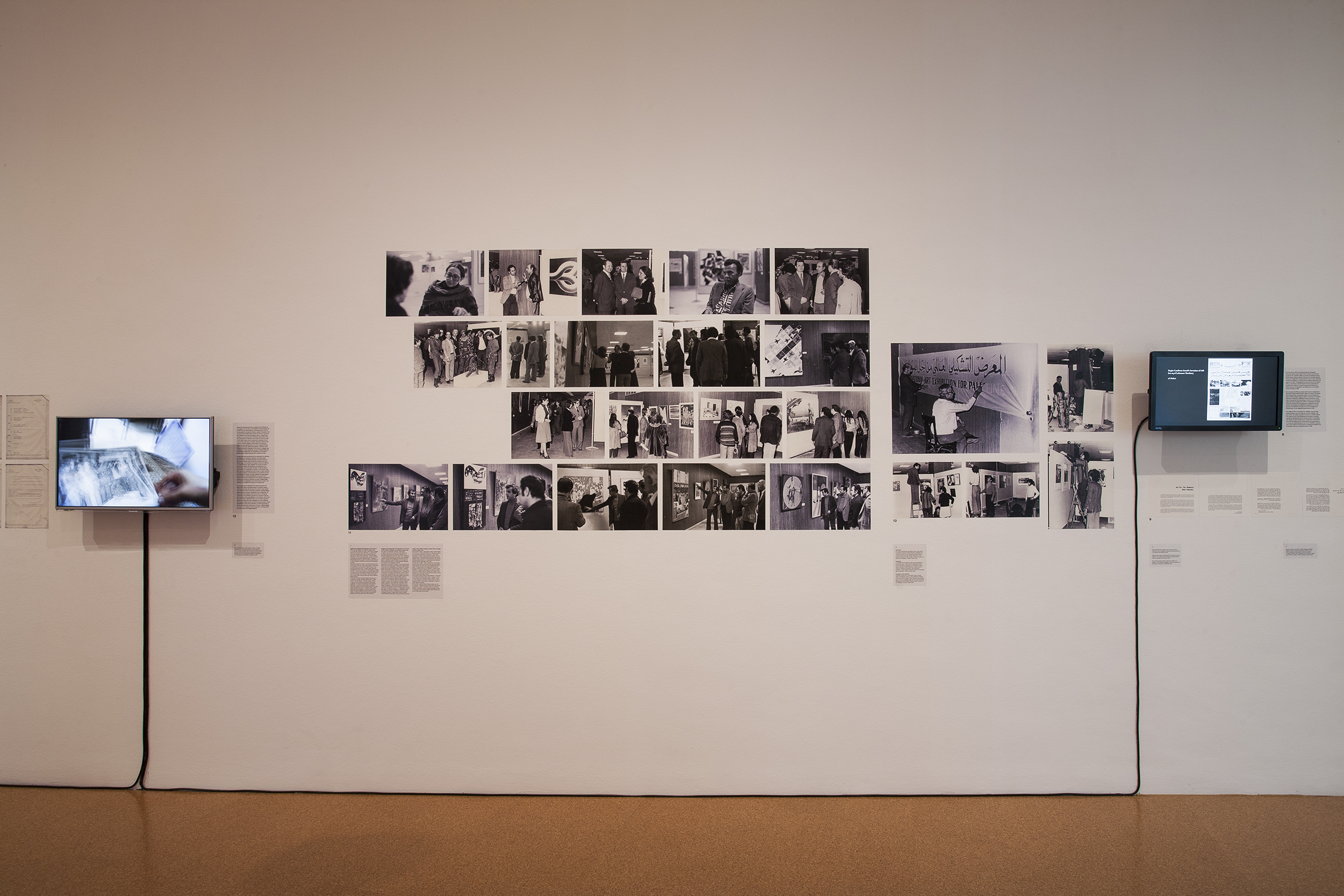 Vistes de l'exposició 'Passat inquiet. Narratives i fantasmes de l’Exposició Internacional d’art en solidaritat amb Palestina, 1978', 2015. Foto: La Fotogràfica
