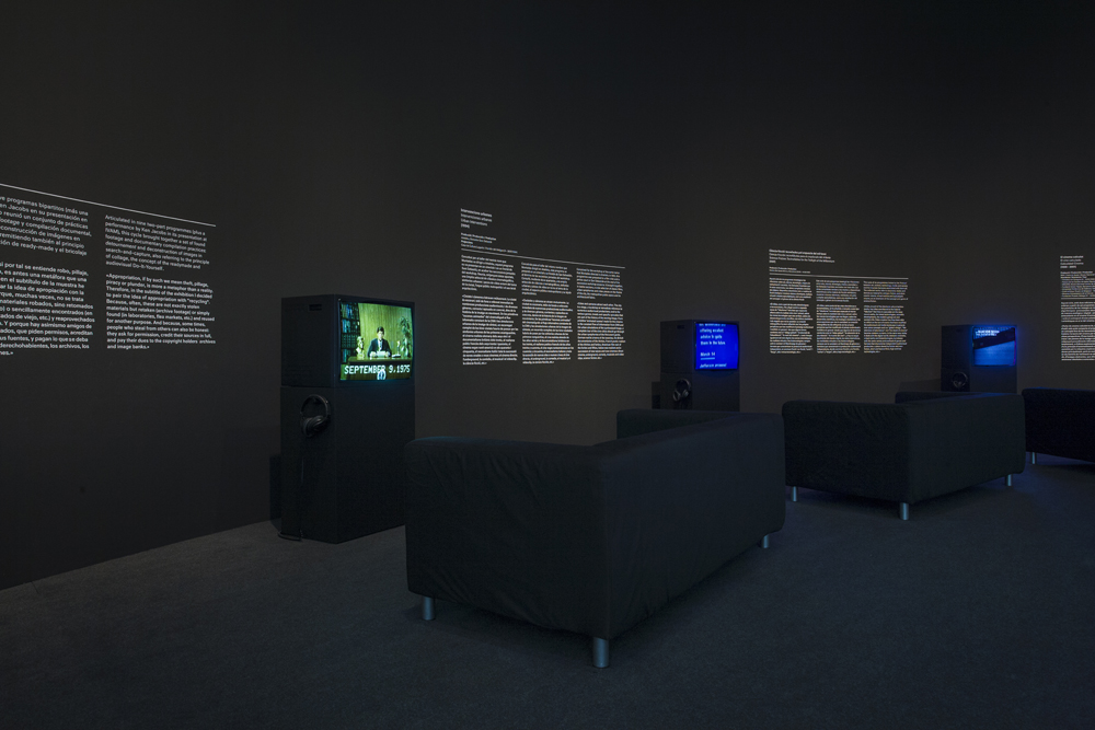 'The Listening Eye. Eugeni Bonet: Screens, Projections, Writings' exhibition views, 2014