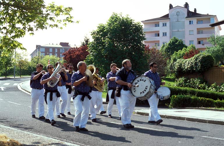 Asier Mendizabal "Zer eskatzen du herriak!?", 2002
