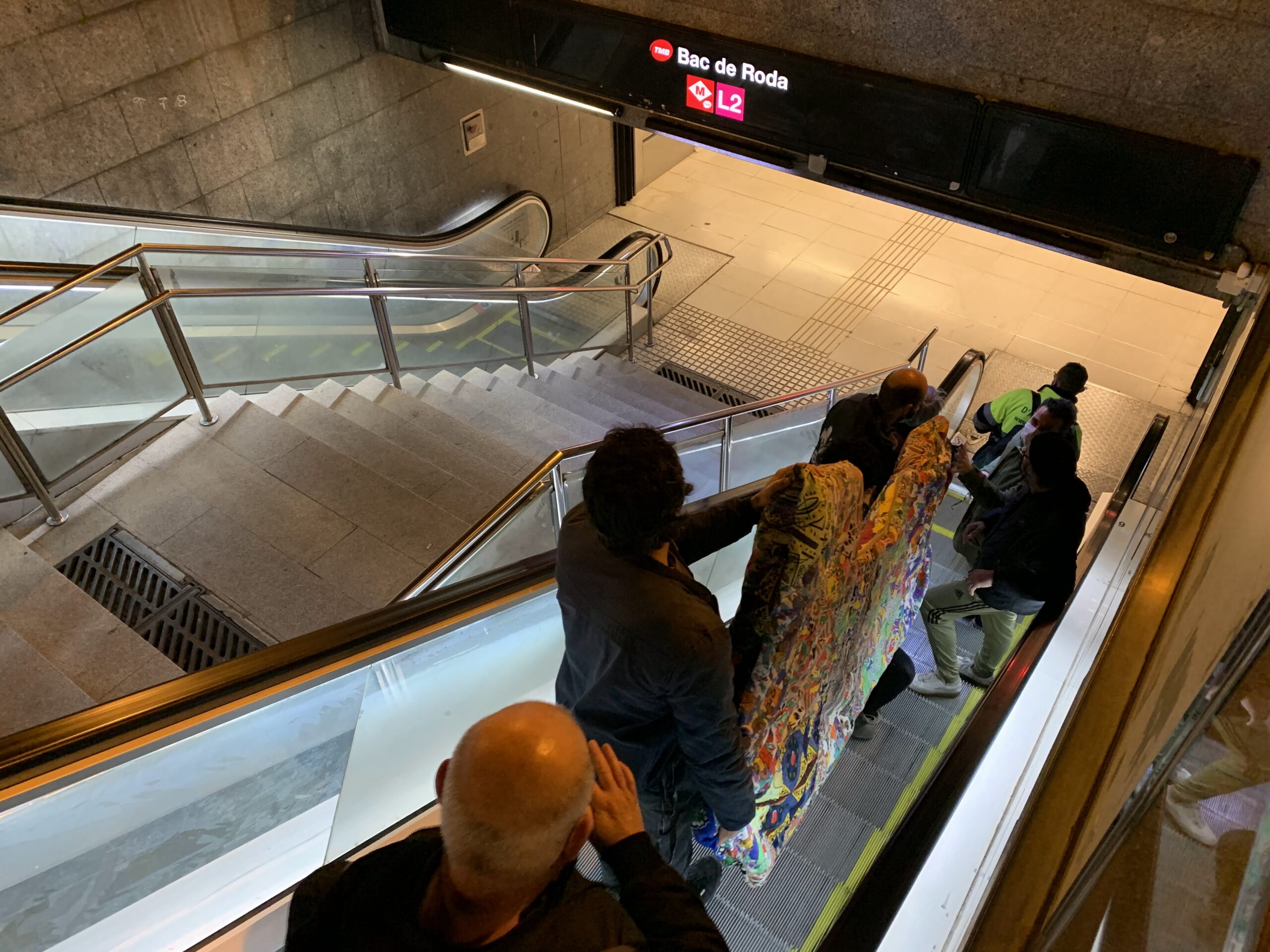 Condiciones de Trabajo #1. Transporte de la obra en el metro de Barcelona