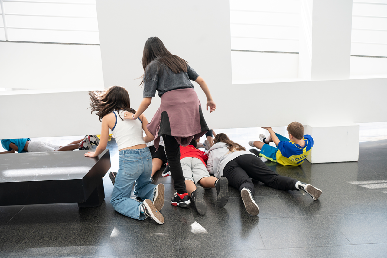 Alumnat durant la visita “Assaig obert”. Foto: Anna Fàbrega