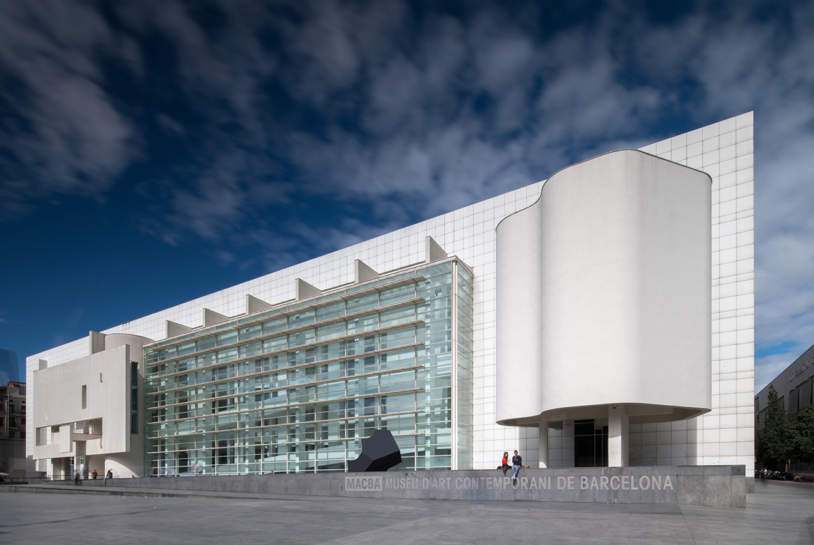 MACBA. Edificio Meier. Foto: Miquel Coll