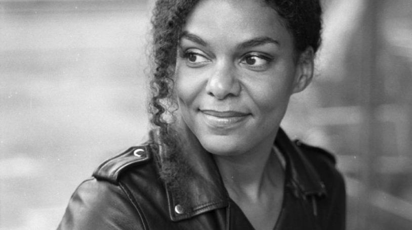 Fotografía de la filósofa y escritora Nadia Yala Kisukidi.