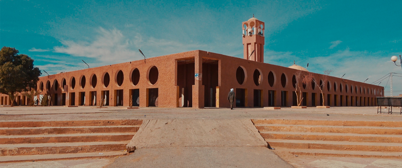 Fotogramas de "The Terminal Beach" (2024-2025), cortesía de Anna Moreno y Bernardo Zanotta.