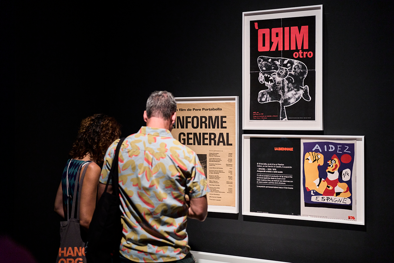 Vistas de la exposición "El gesto de filmar. El vídeo en la Colección MACBA", 2026. Foto: Miquel Coll